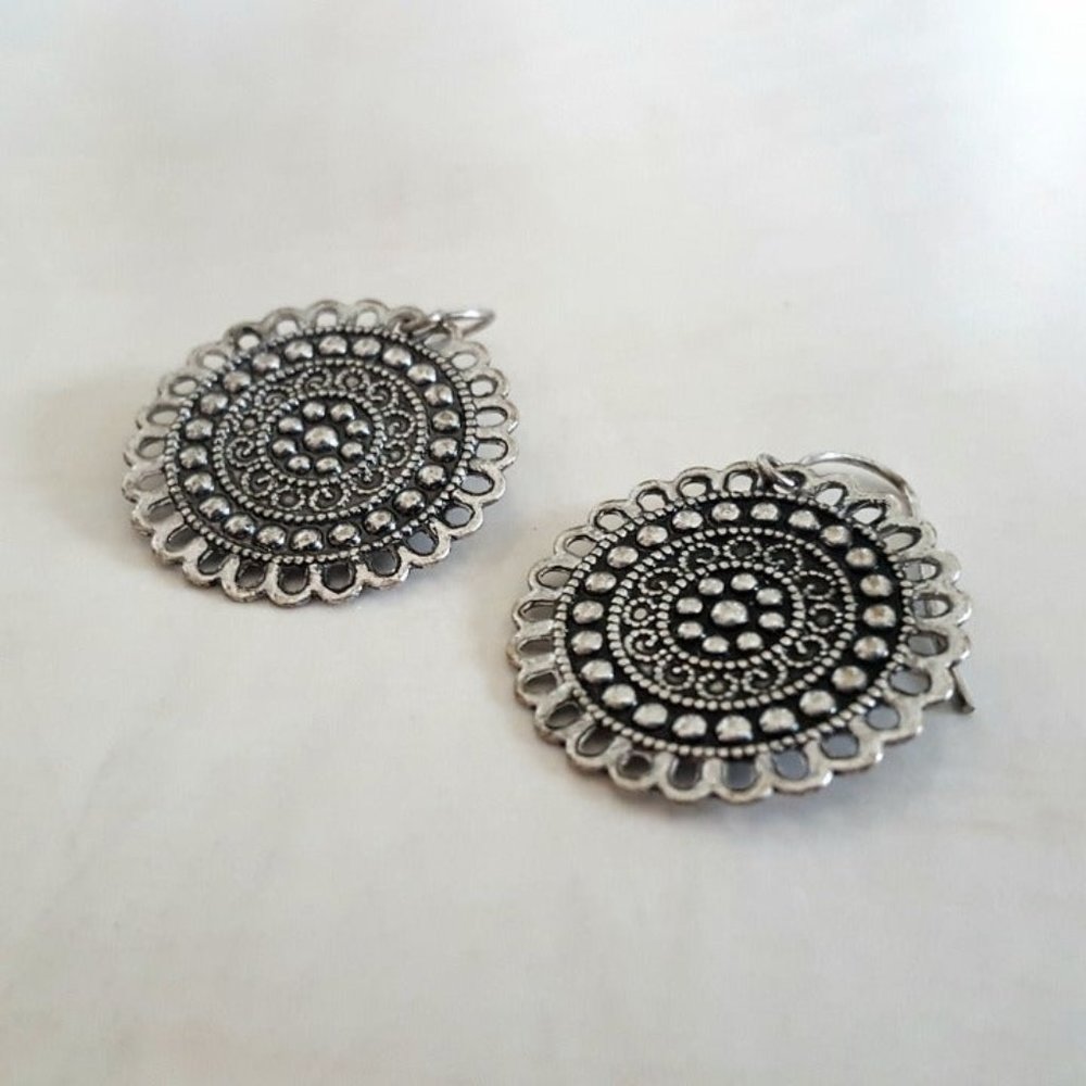 Vintage Metal Lace-Style Earrings